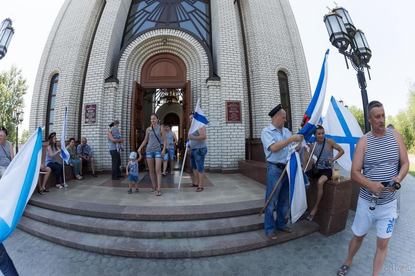 Фото №858571. Служба в Церковь Всех Святых на Мамаевом Кургане. День ВДВ, 2 августа 2015