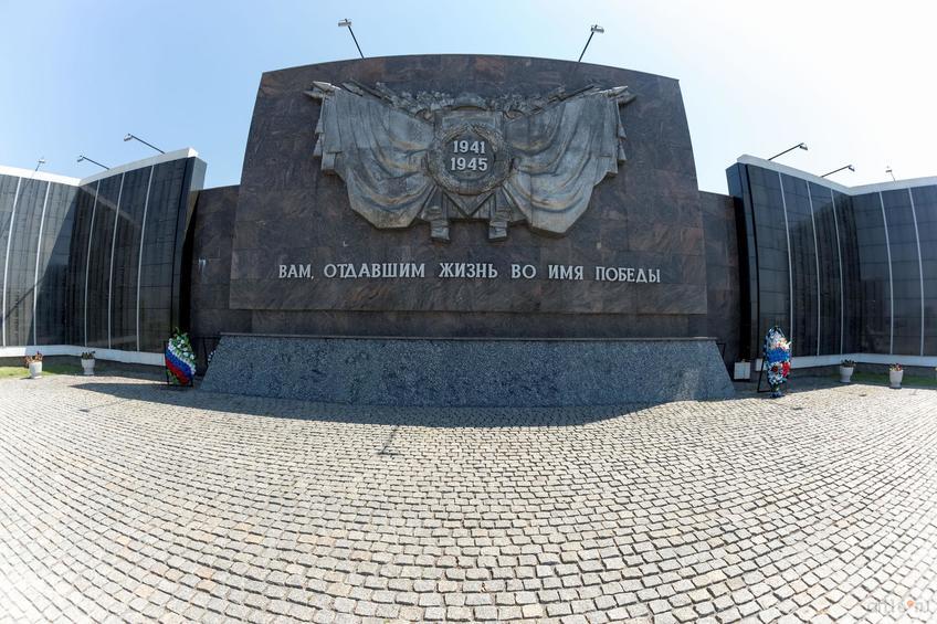 Фото №858601. Воинское мемориальное кладбище, Мамаев курган