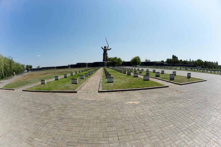 Фото №858637. Родина-мать зовёт