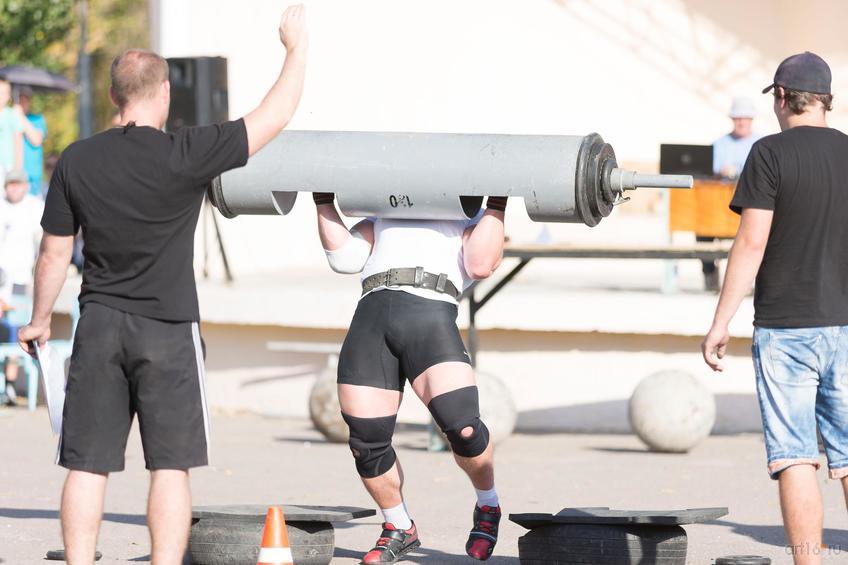 Фото №862393. Турнир по силовому экстриму. Поднятие тяжести