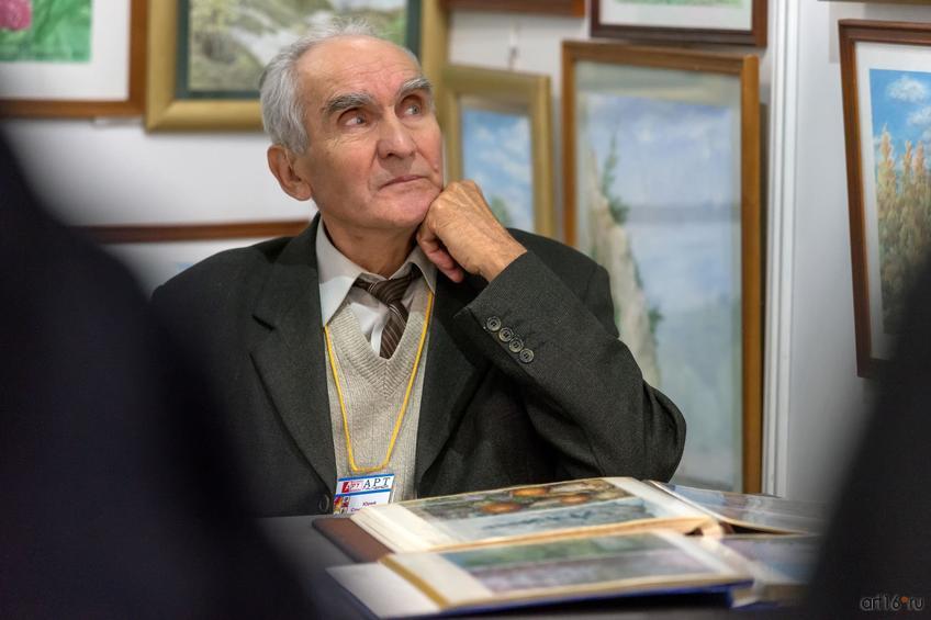 Фото №864497. На ярмарке «АРТ-галерея. Казань-2015»