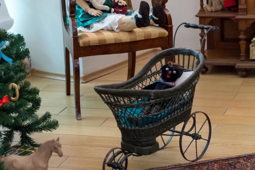 Фото №871275. Детская коляска (кон. XIX-нач.XX)