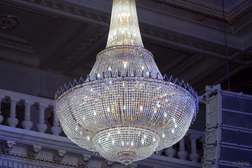 Фото №871914. Люстра в Казанской  Ратуше