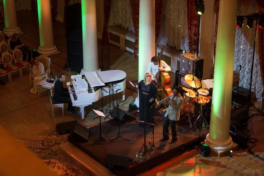 Фото №872131. София Рубина-Хантер (Эстония), трубач Джейсон Хантер (США) и  LRK trio, Ольга Скепнер 