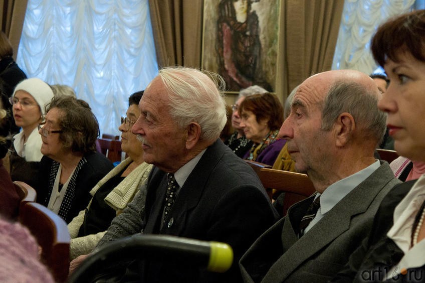 Фото №88121. На презентации книги А.Кабакова и Е.Попова «Беседы об Аксенове»