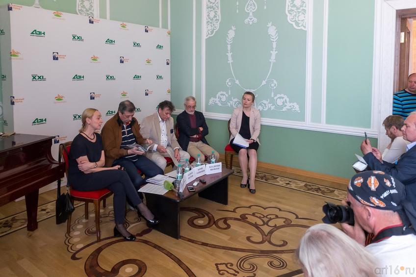 Фото №884618. Жанна Богородицкая, Андрей Петров, Юрий Ларионов, Владимир Яковлев, Жанна Мельникова