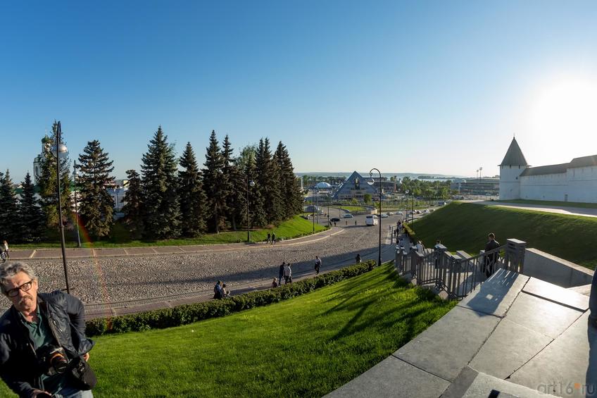 Фото №886841. Вид на Волгу с площади 1 мая (Казань)