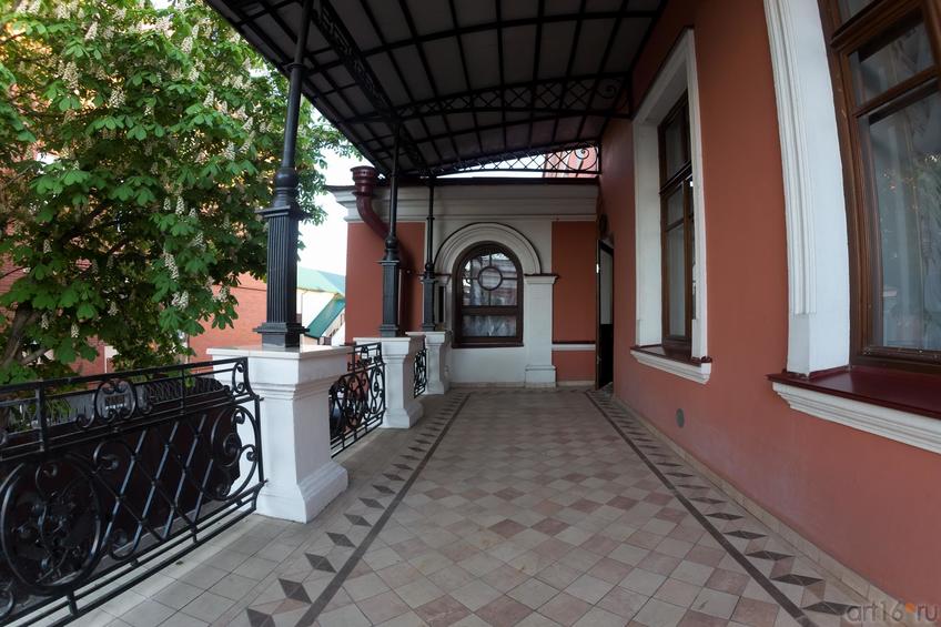 Фото №886918. Терасса, расположенная на 2-ом этаже Дома Банарцева