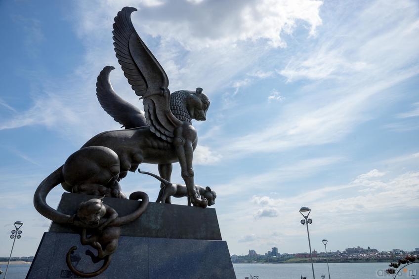 Фото №891312. Крылатый барс. Она. Фрагмент скульптурной композиции «Он и Она», Даши Намдаков