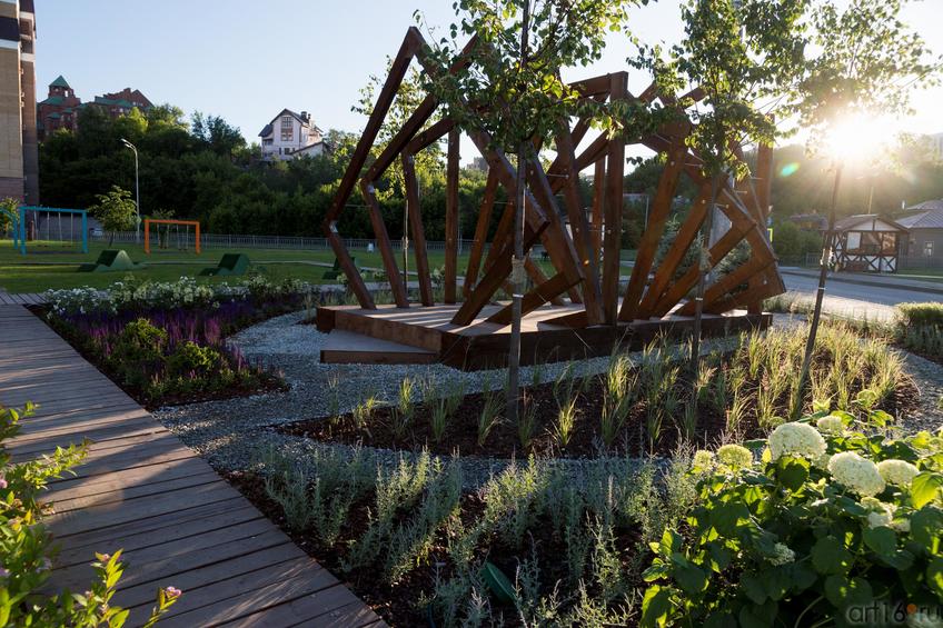 Фото №891435. Навстречу сказке. Автор и исполнитель (Казань), питомник растений (Тольяти)