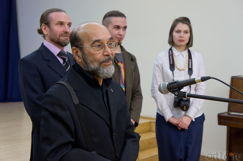 Фото №89253. Фидаиль Ибрагимов на открытии выставки "Рождественские фантазии в стекле"