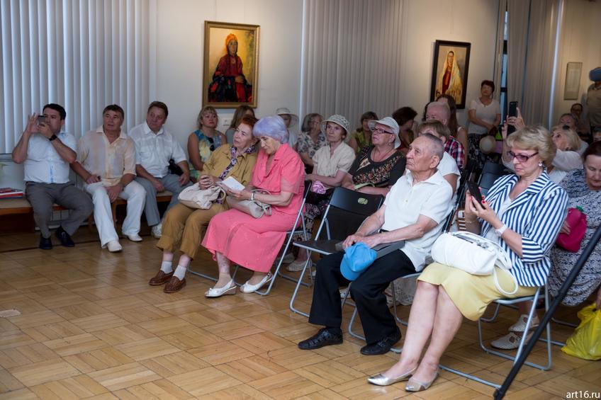 Фото №893006. На открытии выставки Мичри А.И.