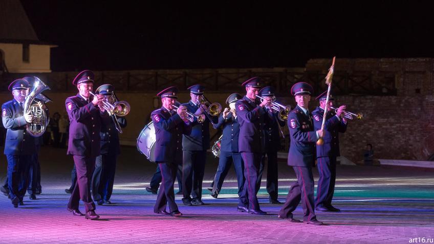 Фото №894016. Выступает военный оркестр войсковой части 5561 внутренних войск МВД России (Казань)