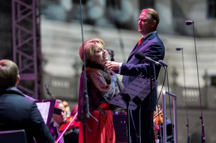 Фото №850880. По­ли­на Па­стир­чак (со­пра­но), Вен­грия; Сер­гей Ско­ро­хо­дов (те­нор), со­лист Ма­ри­ин­ско­го те­ат­ра, Санкт-Пе­тер­бург