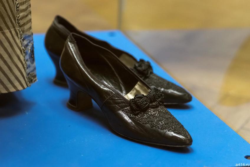 Фото №897431. Туфли из черной кожи