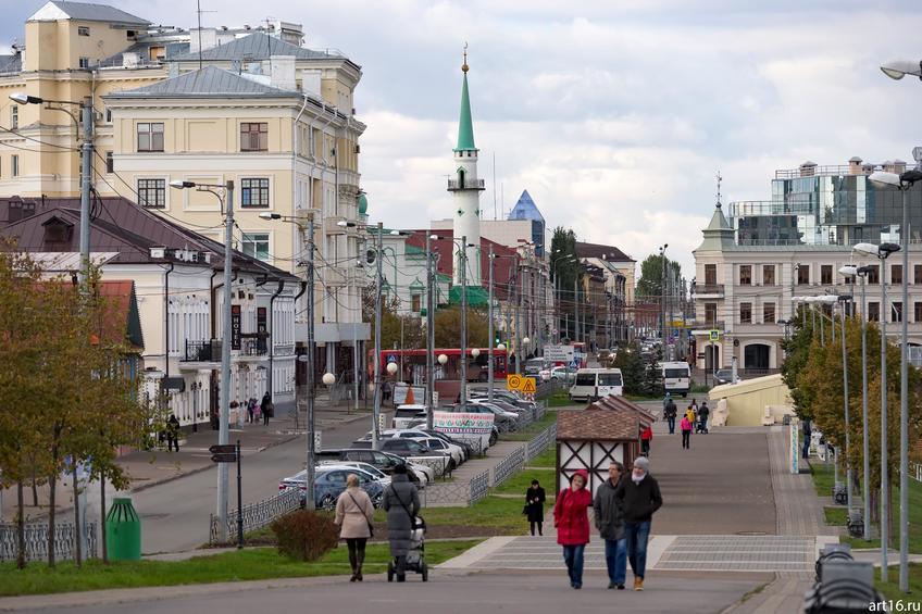Фото №898676. Ул. Шигабутдина Марджани. Вид на Сенную мечеть (ул. Московская, д.74)