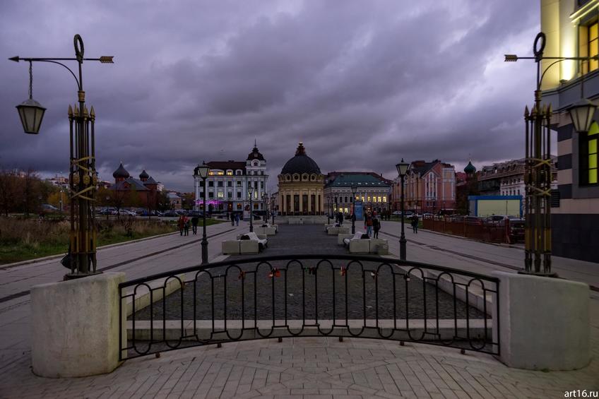 Фото №900226. Ул. Петербургская, Казань, сумерки