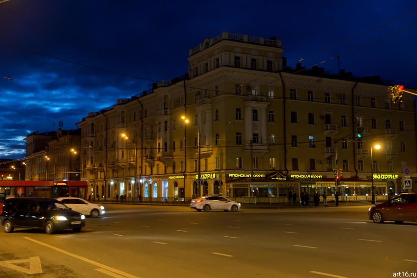 Фото №900262. Перекресток Пушкина/Островского. Якитория , Казань