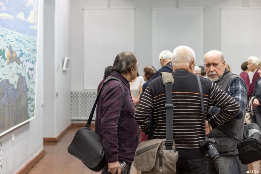 Фото №900734. Р.Гали (в полоборота), В.Павлов (спиной), Эд Хак (на зрителя)