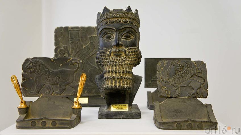 Фото №92066. Декоративные рельефы. Портрет Дария. Подставки. Мастика