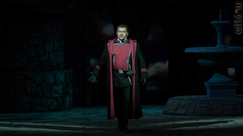 Фото №921519. Граф ди Луна, арагонский аристократ – ЭВЕЗ АБДУЛЛА (Германия)