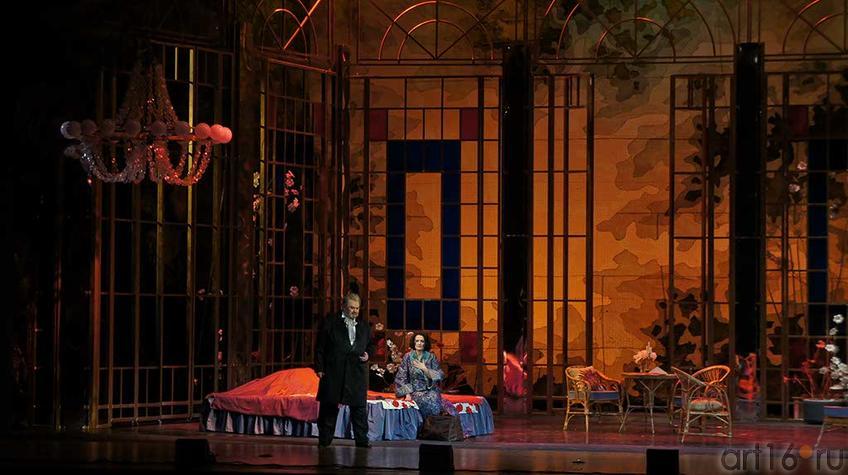 Фото №92853. Действие второе, сцена первая. Домик в окрестностях Парижа