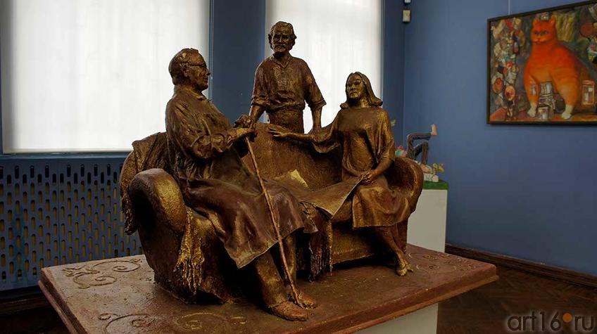 Фото №93221. «КОЛЛЕГИ, ДРУЗЬЯ, ЕДИНОМЫШЛЕННИКИ. СКУЛЬПТОРЫ: БАКИ УРМАНЧЕ, РАДА НИГМАТУЛЛИНА, ВИКТОР РОГОЖИН». 2011-2012 гг.Мастика