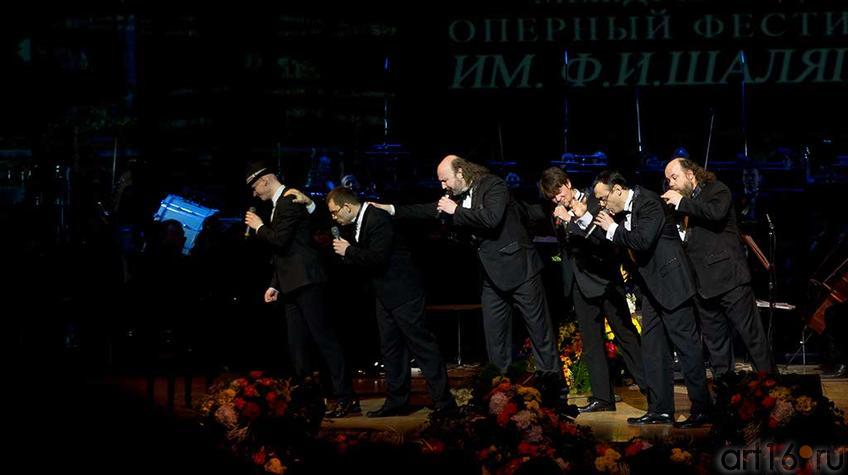 Фото №93546. Вокальный ансамбль  «ManSound», Украина