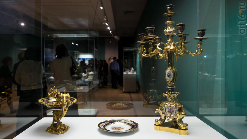 Фото №935984. Ваза с изображением амуров / Предметы Кобальтового сервиза