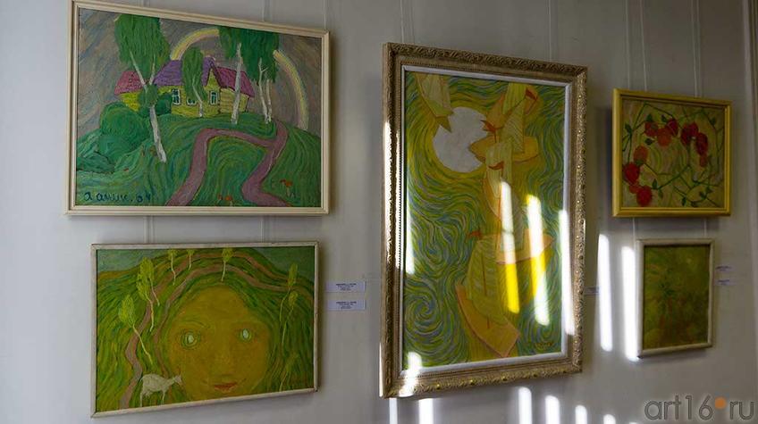 Фото №93945. Фрагмент экспозиции выставки  Аникеенка А.А. 1925-1984