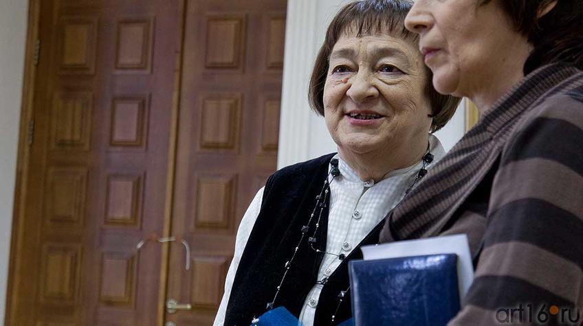 Фото №93981. Чернышова Вилора Касимовна, искусствовед. Презентация книги Н.Беляева