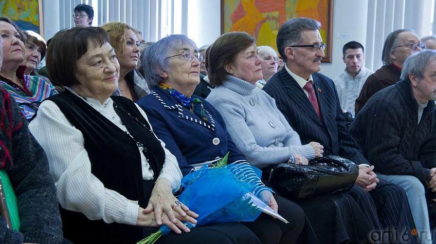 Фото №93989. В.К.Чернышова, И.Д.Морозова, А.В.Гарзавина, Н.М.Валеев