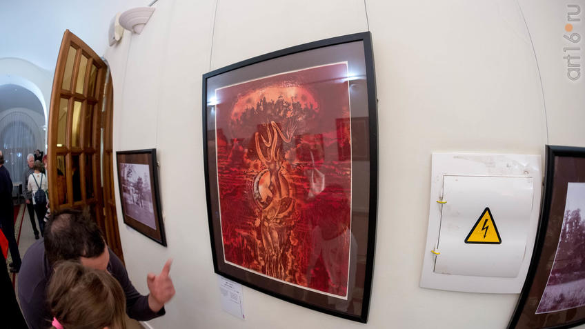 Фото №947632. Дерево в огне. 1983