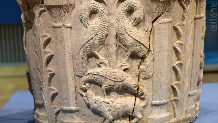 Фото №955666. Обрамление колодца (фрагмент)