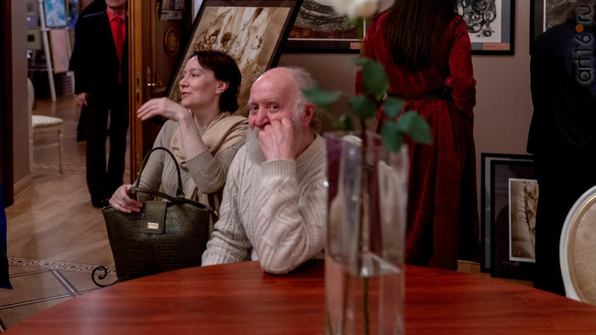 Фото №955758. На выставке Надира Альмеева