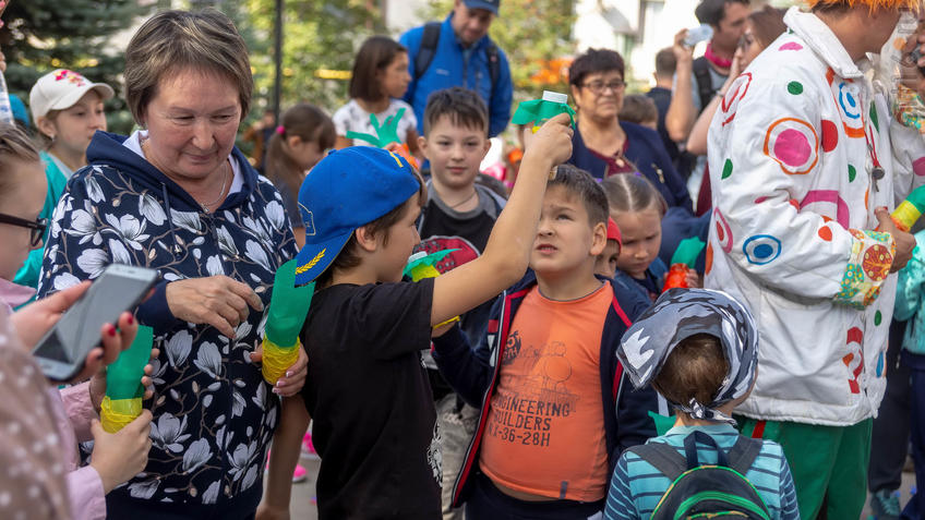 Фото №961369. Карнавал «Зайчество» от Упсала-Цирка  (Санкт-Петербург), Альметьевск, 07.09.2019