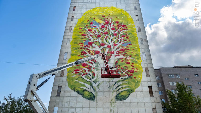 Фото №961444. Hitnes. Италия.  Адрес: Альметьевск, ул 8 марта, 15; ул. Герцена, 90