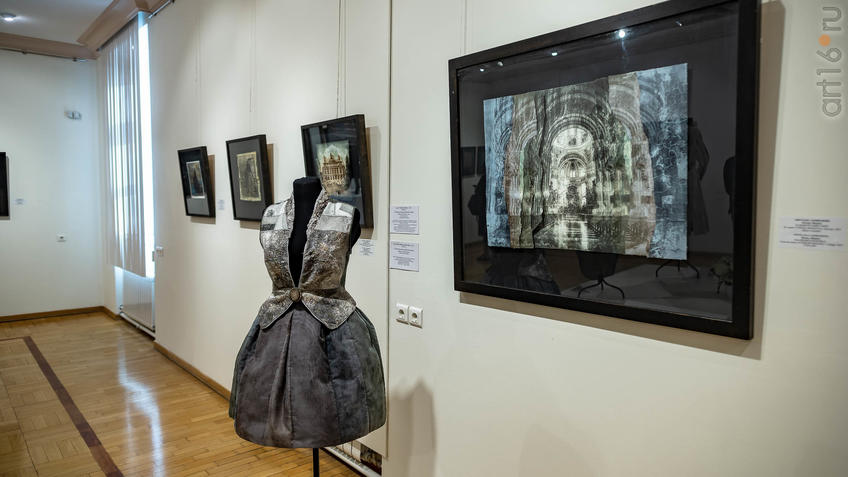 Фото №962142. Жилет "Сухие цветы" /Юбка "Зальцбургский собор". 2019