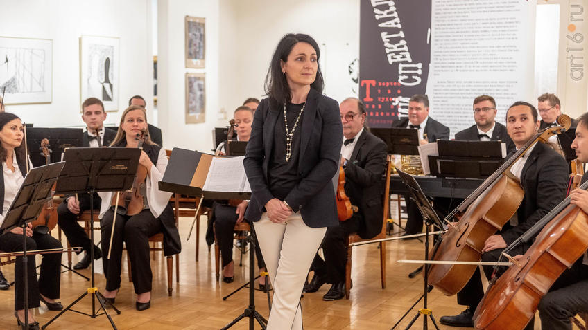 Фото №962277. Камерный оркестр «Новая музыка»,   Анна Гулишамбарова