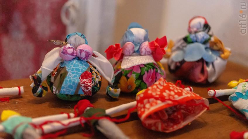 Фото №965599. Поделки кружковцев музея