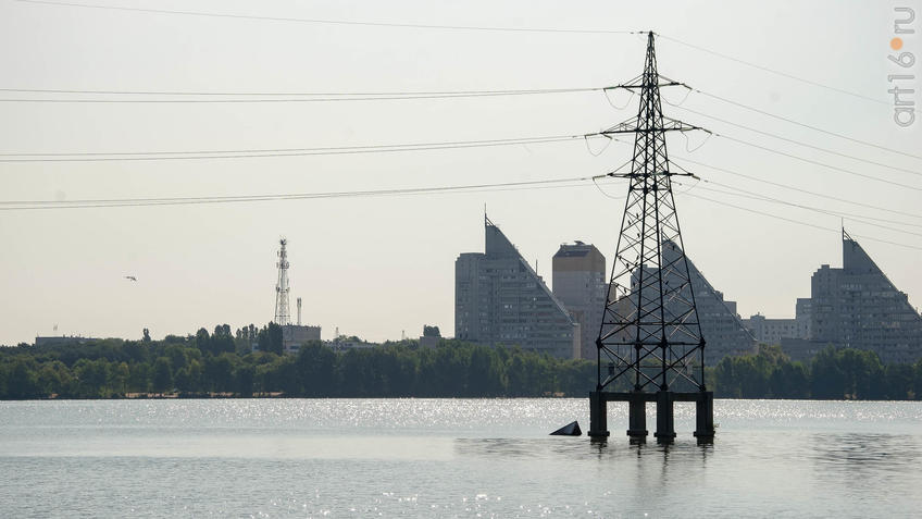 Фото №970143. Воронежское море. Линия электропередачи от ТЭЦ-1 до парка Алые паруса пересекает водохранилище 