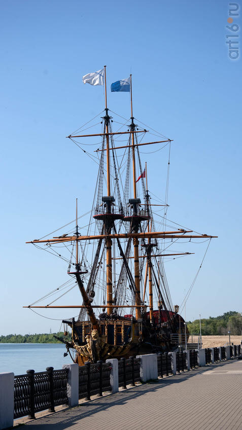 Фото №970208. Реплика линейного корабля времен Петра I «Гото Предестинация»