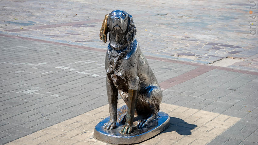 Фото №970403. Памятник  «Белый Бим Чёрное ухо»