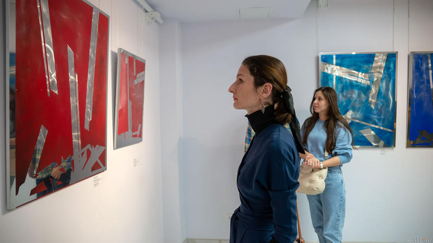 Фото №971047. В экспозиции выставки Массимо Гьотти «Гуманность металла»