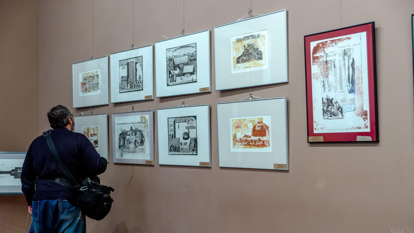 Фото №971394. Возле работ А.Артамонова