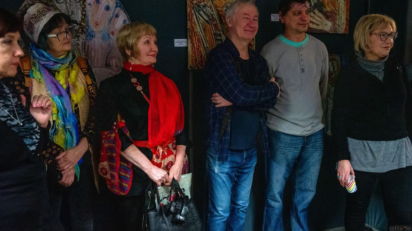 Фото №971540. На открытии выставки В.Тимофеева «Погружение в музыку»