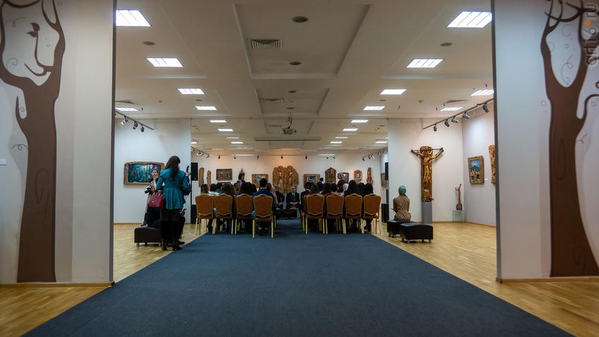 Фото №975605. Фрагмент экспозиции выставки Ахсана Фатхутдинова