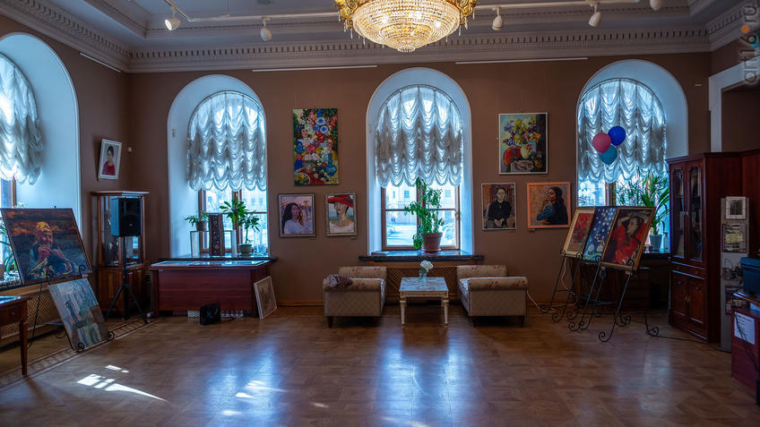 Фото №976042. Фрагмент экспозиции выставки СХ РТ «50 женских ликов»