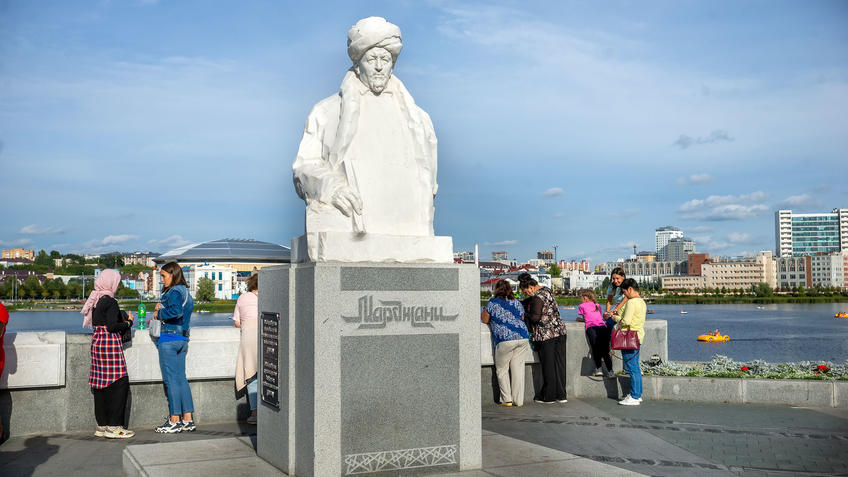 Фото №980162. Памятник Шигабутдину Марджани