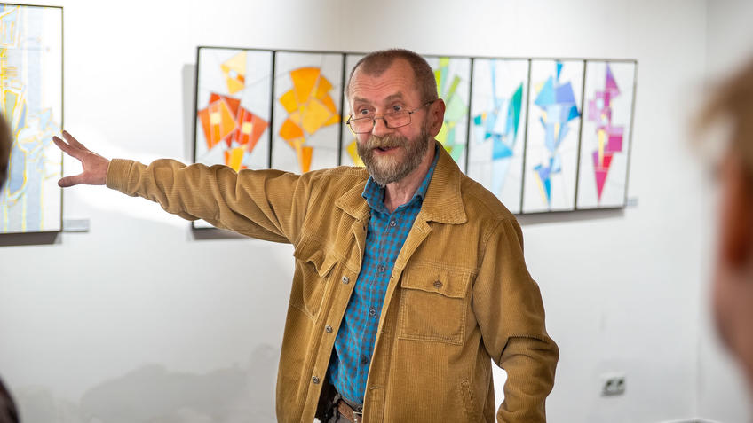 Фото №980315. Владимир Белов. За спиной «Радуга»